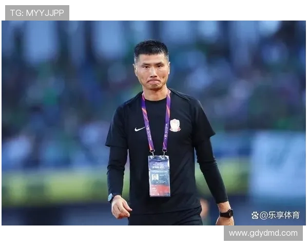 国足首发亮相邵佳一重用老将